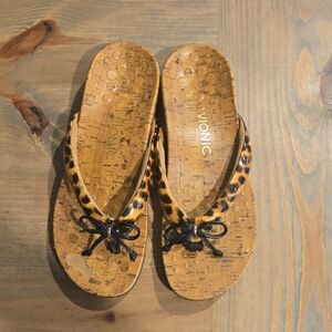 Vionic Cassie Women's Tan Leopard Sandals with Black Bow